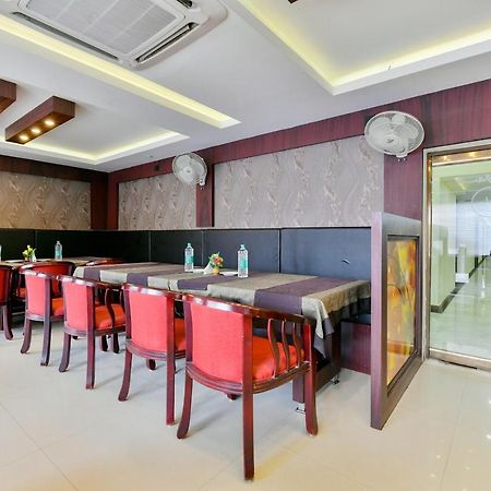 Oyo 1889 Hotel Aj Park Alappuzha 외부 사진