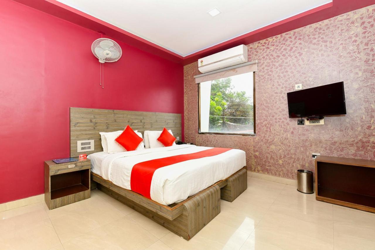 Oyo 1889 Hotel Aj Park Alappuzha 외부 사진