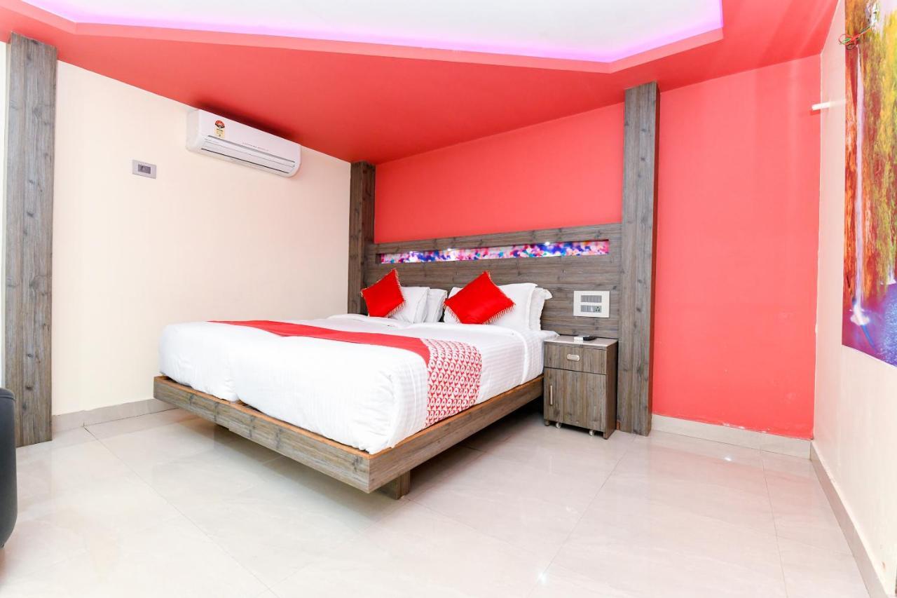 Oyo 1889 Hotel Aj Park Alappuzha 객실 사진