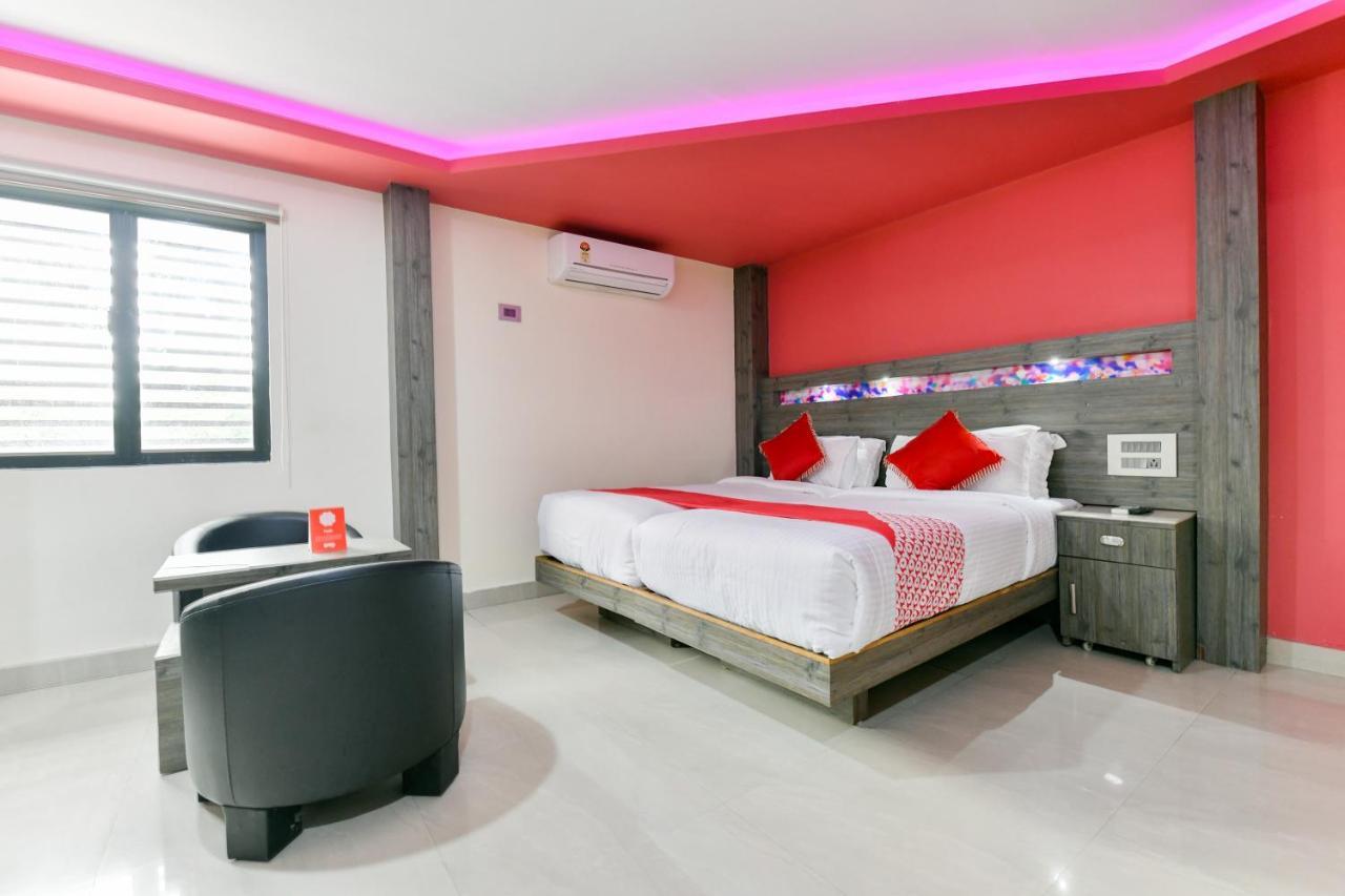 Oyo 1889 Hotel Aj Park Alappuzha 외부 사진