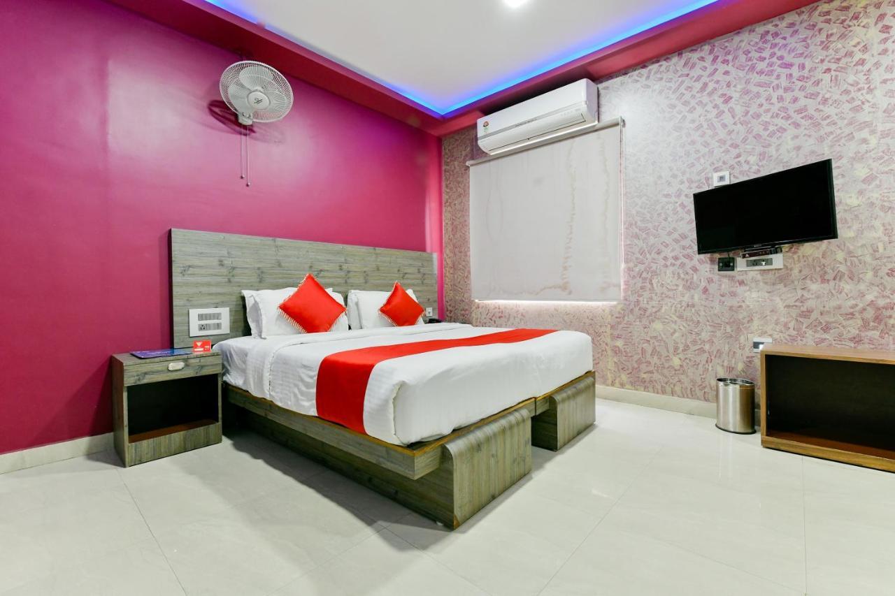 Oyo 1889 Hotel Aj Park Alappuzha 외부 사진